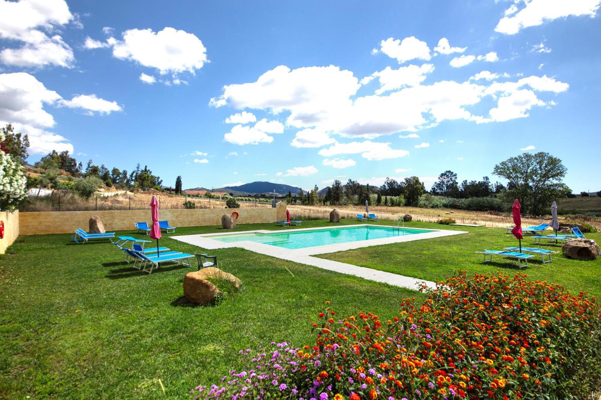 Agriturismo Piperedda Irgoli Eksteriør billede