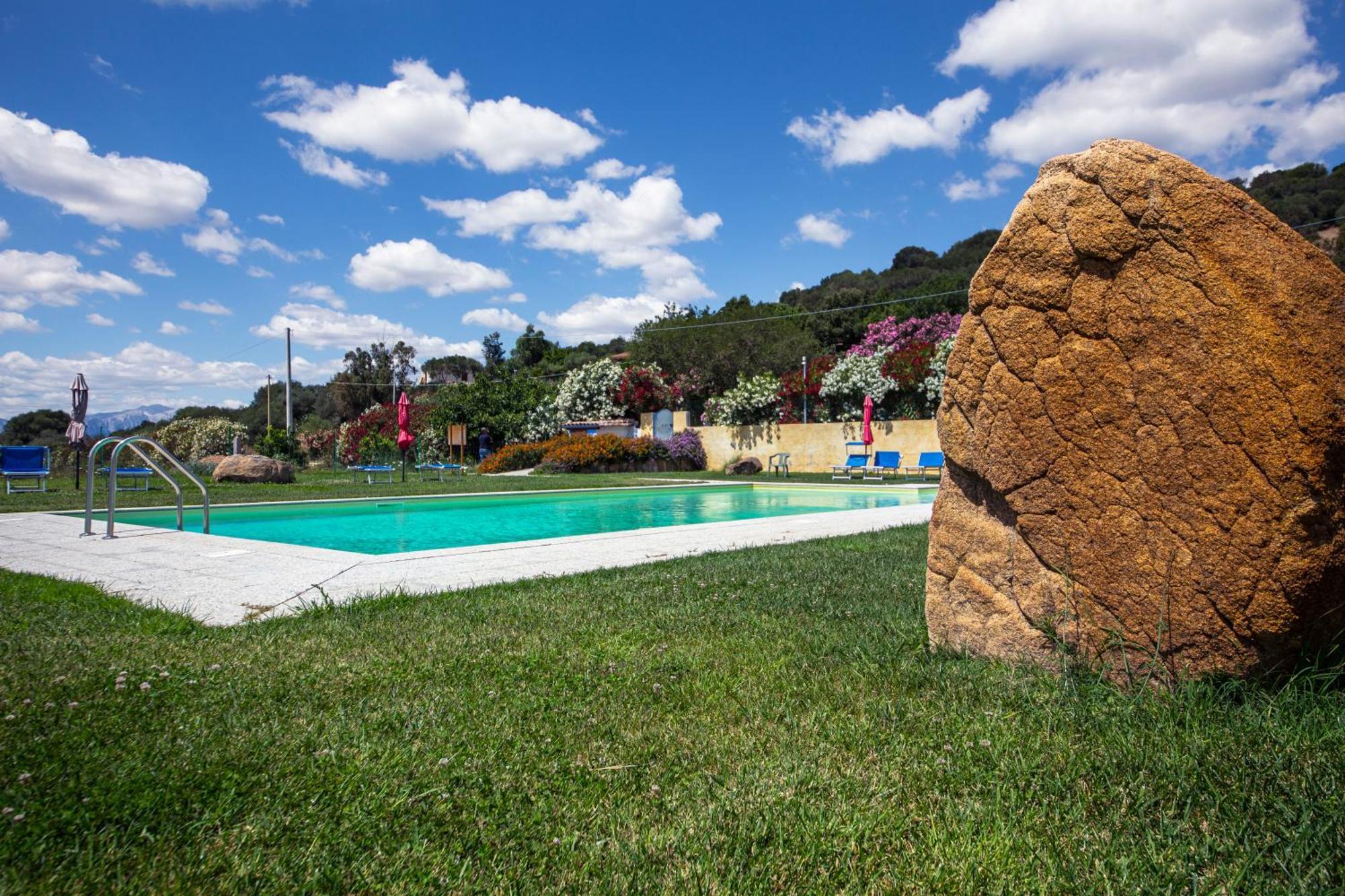 Agriturismo Piperedda Irgoli Eksteriør billede